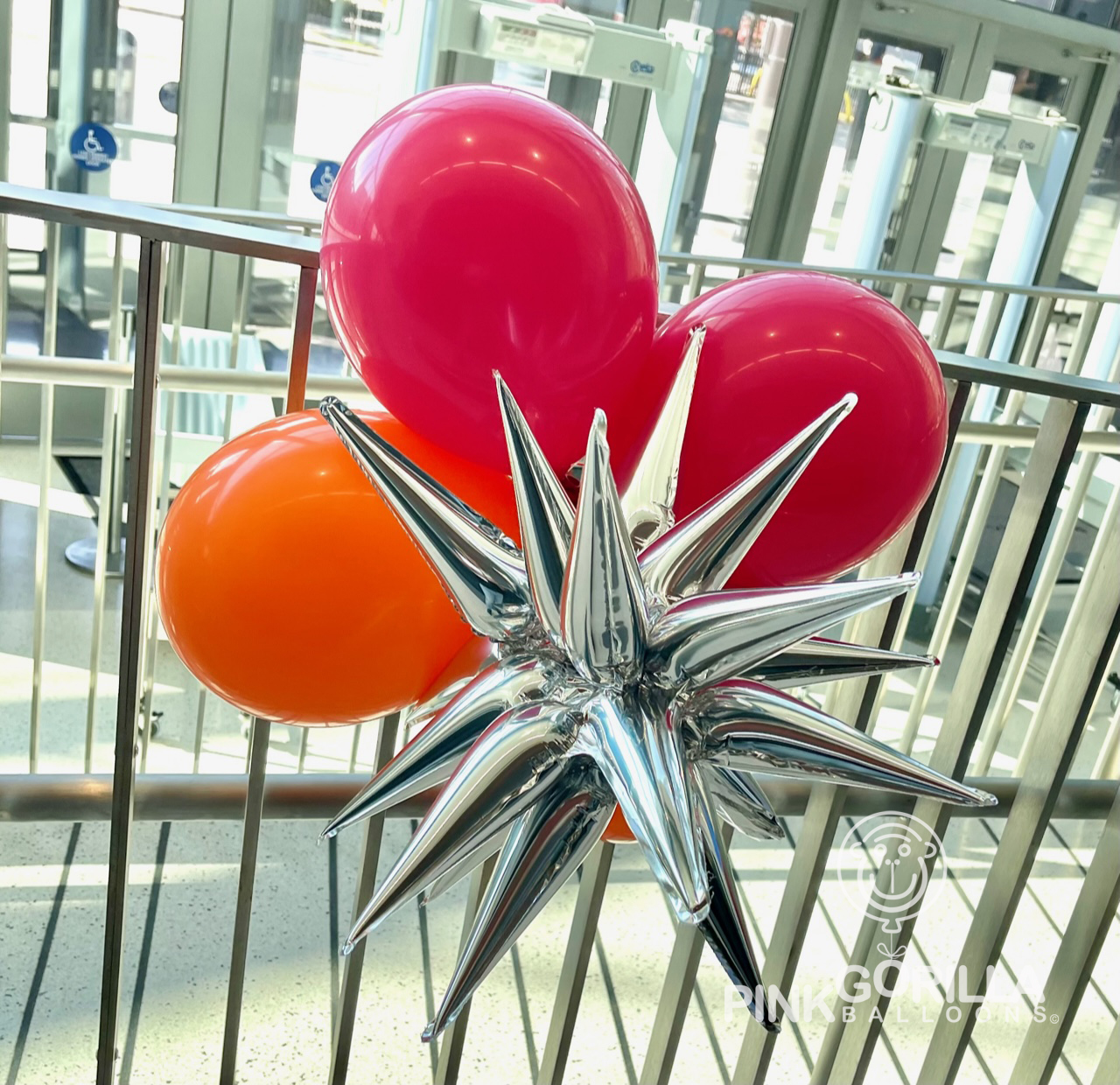 balloon pole cluster with small magic star
